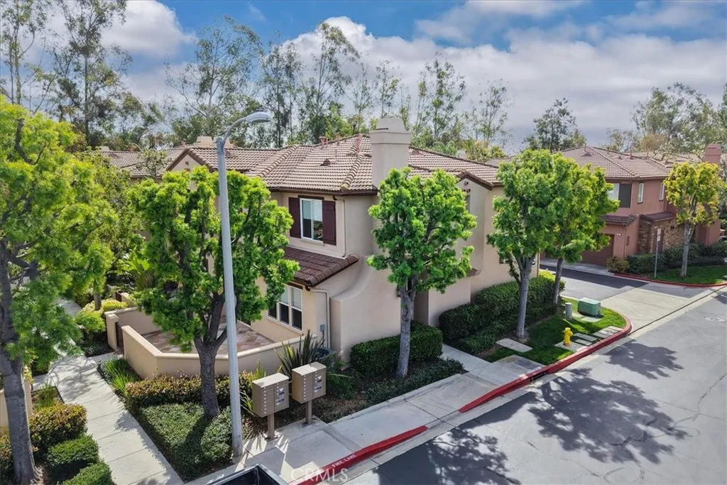 107 Sapphire Unit 34, Irvine, CA 92602 - Photo 3 of 42, Irvine, CA