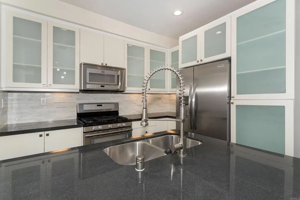 Photo #3: NDP2600620 Listing: Photo #3