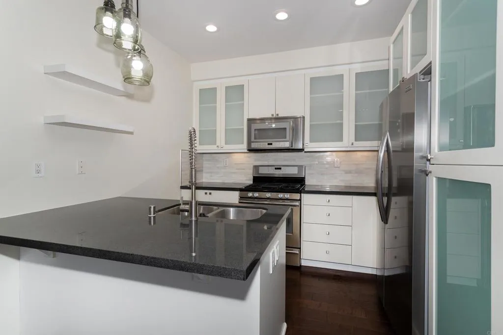 Photo #4: NDP2600620 Listing: Photo #4