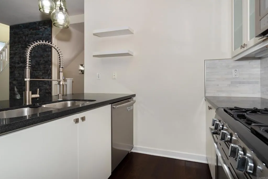 Photo #6: NDP2600620 Listing: Photo #6