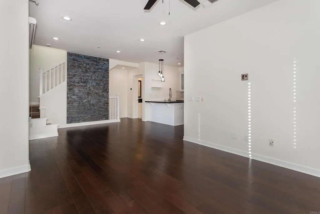 Photo #8: NDP2600620 Listing: Photo #8