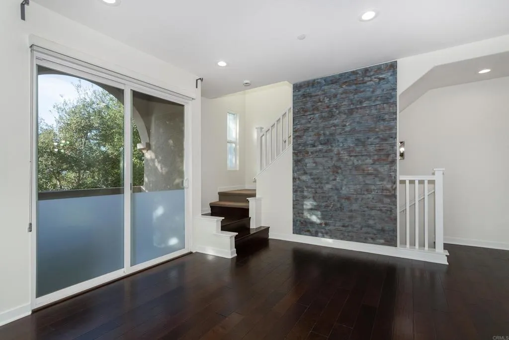 Photo #9: NDP2600620 Listing: Photo #9