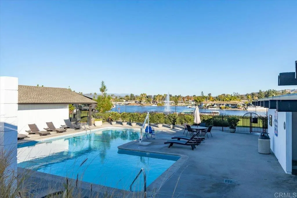 https://cdn.realtyfeed.com/cdn/127/306624089/491b362a9a39c8bc70acc9477a3dc737.webp