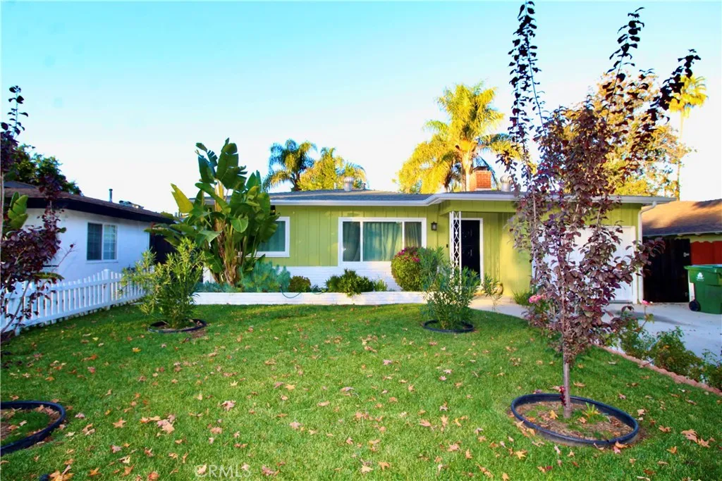 24510 Welby, West Hills, CA, 91307