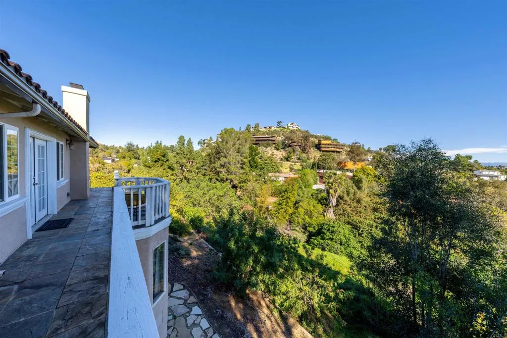 https://cdn.realtyfeed.com/cdn/127/306624145/391d8d017dab63f11c0e311420e0a4a6.webp