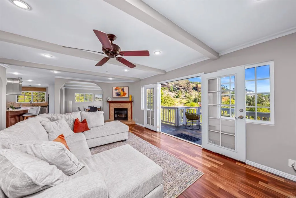 https://cdn.realtyfeed.com/cdn/127/306624145/4b14ab5ec60a0f0c34a8018c32299771.webp