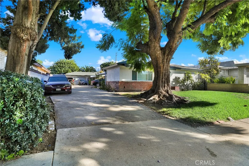 291 W Artesia Street, Pomona, CA 91768 - Photo 2 of 29, Pomona, CA