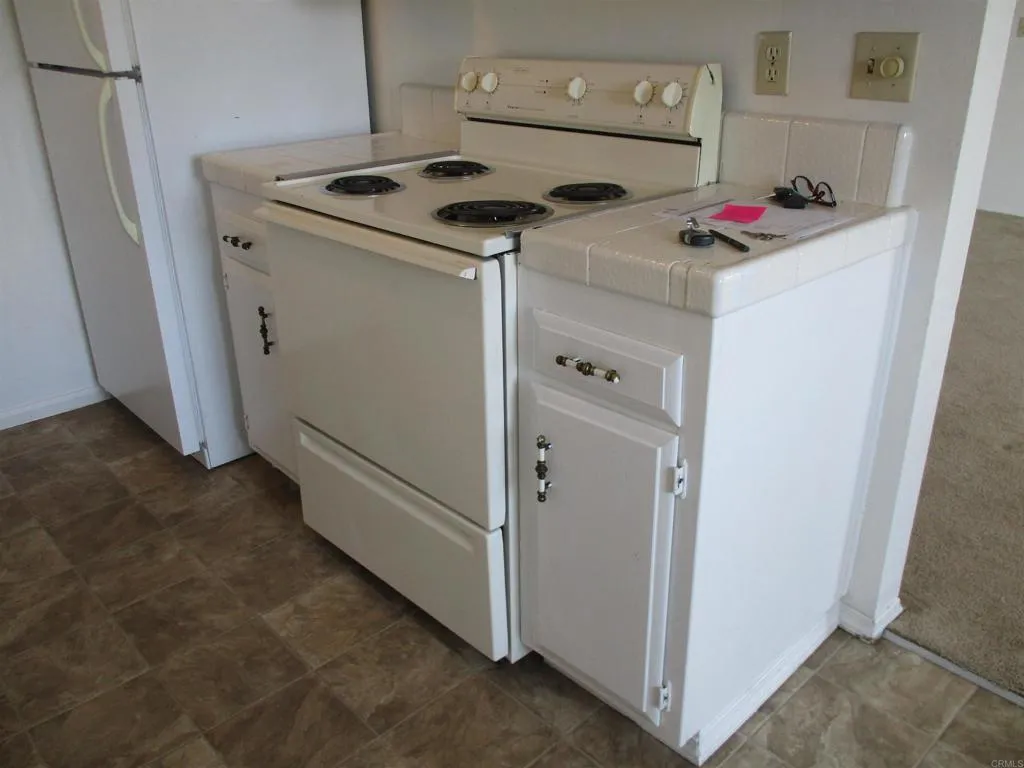 https://cdn.realtyfeed.com/cdn/127/306624213/8c25232b3a57d21e09b44df784aa5773.webp
