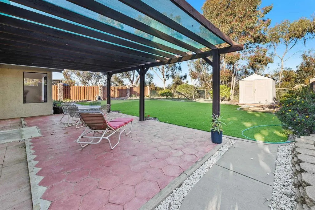 https://cdn.realtyfeed.com/cdn/127/306624214/4a53de530f9192cd0b35705b6a27f933.webp