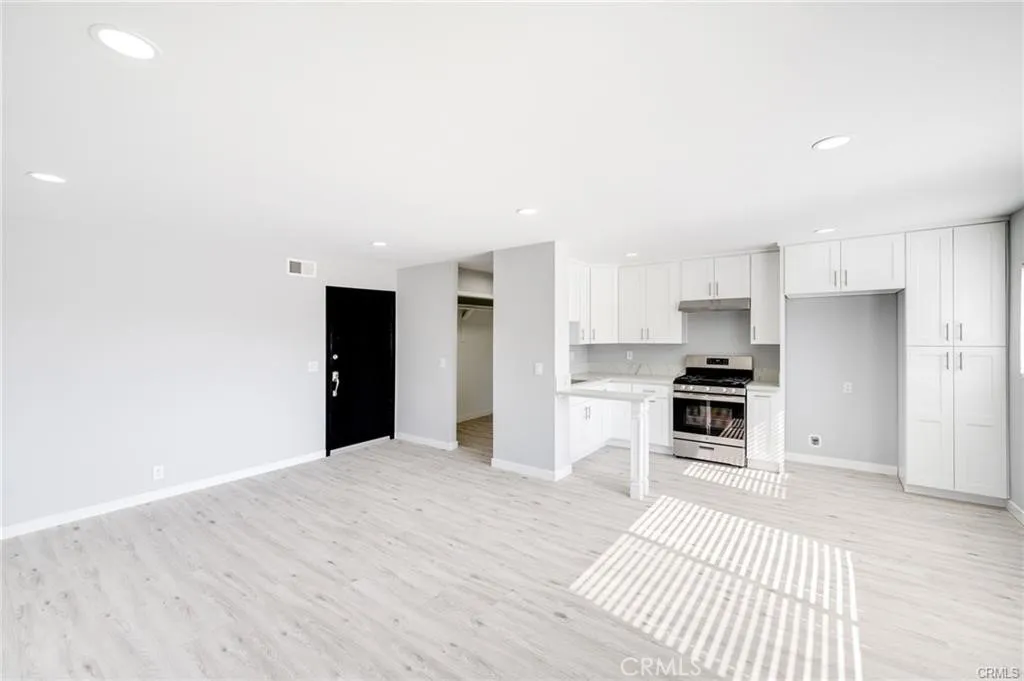 3022 Valle Vista Unit 6, Los Angeles, CA 90065 - Photo 5 of 15, Los Angeles, CA