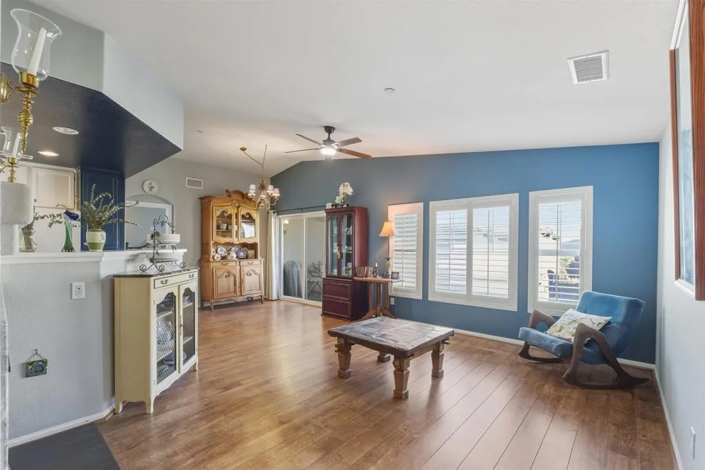 https://cdn.realtyfeed.com/cdn/127/306624241/056e224994a192da75282c0e5e5a831e.webp