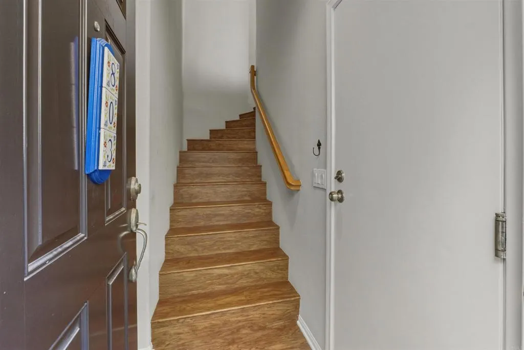 https://cdn.realtyfeed.com/cdn/127/306624241/f81b728564d775901dc0c81570eadd69.webp