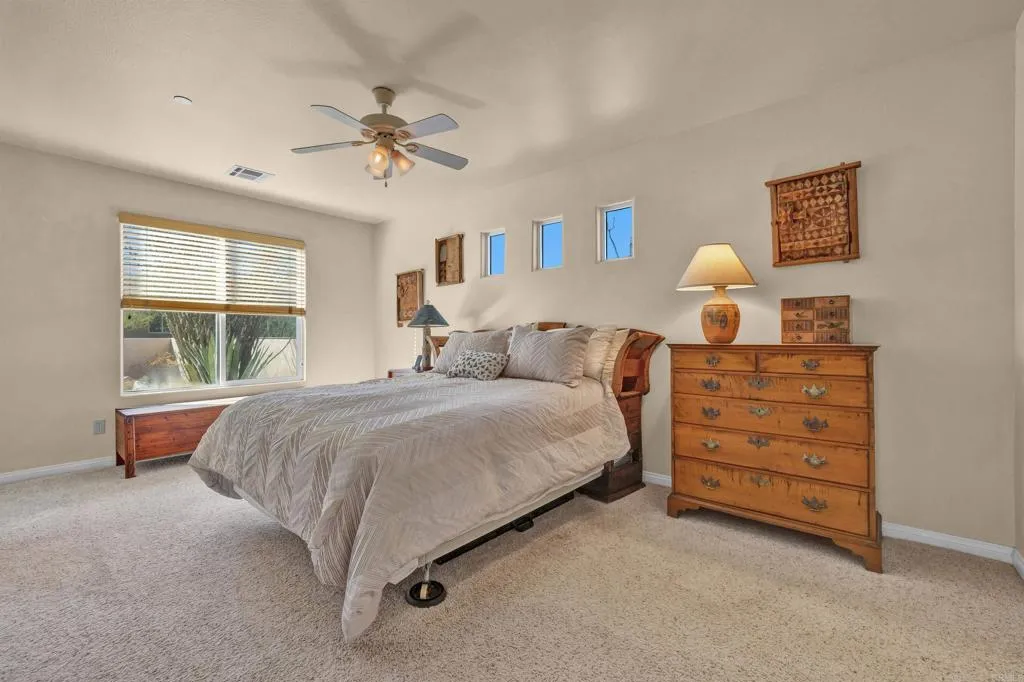 https://cdn.realtyfeed.com/cdn/127/306624319/0c801ec3d8af1aaed8ccb79aea0af5fd.webp