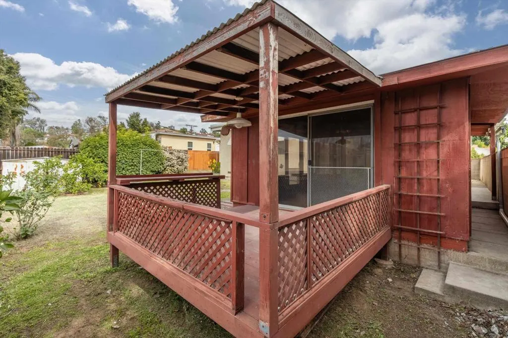 https://cdn.realtyfeed.com/cdn/127/306624327/4767b353704ac700733a31a286cd9b81.webp