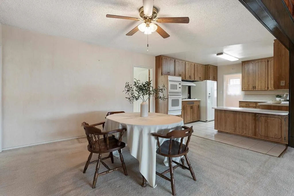 https://cdn.realtyfeed.com/cdn/127/306624327/a7ae9e9725c7b8fac530e86c7167b873.webp