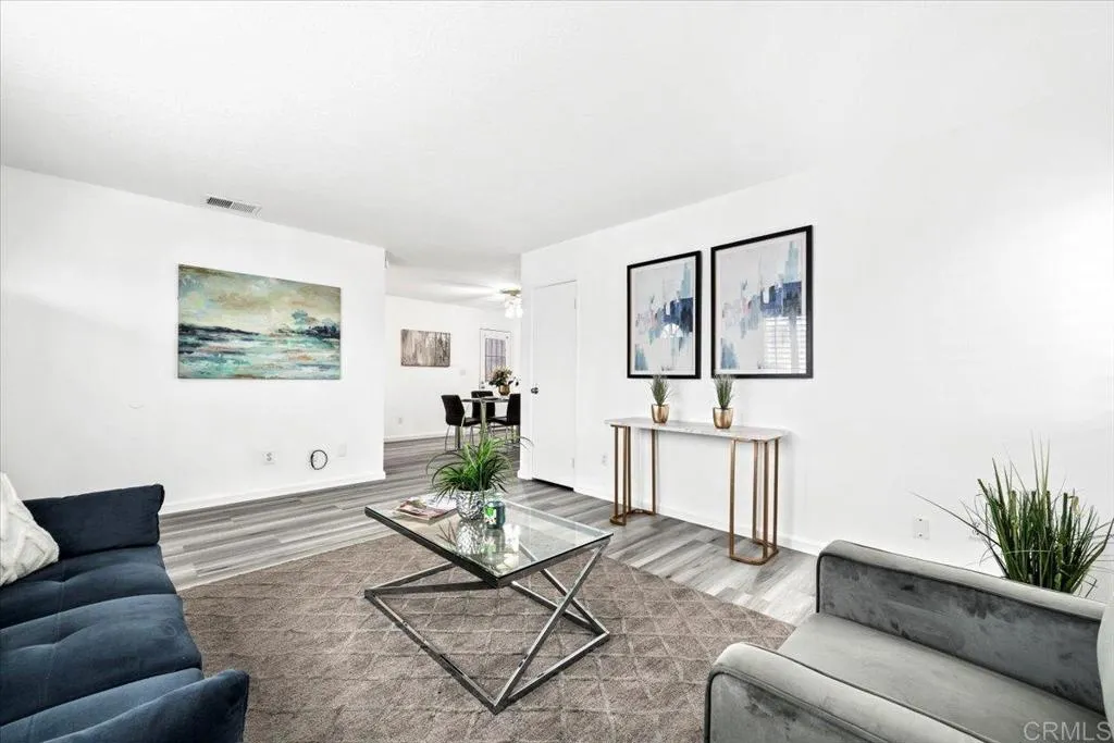 https://cdn.realtyfeed.com/cdn/127/306624383/04bad826ef520cf8fec5a73c21e78004.webp