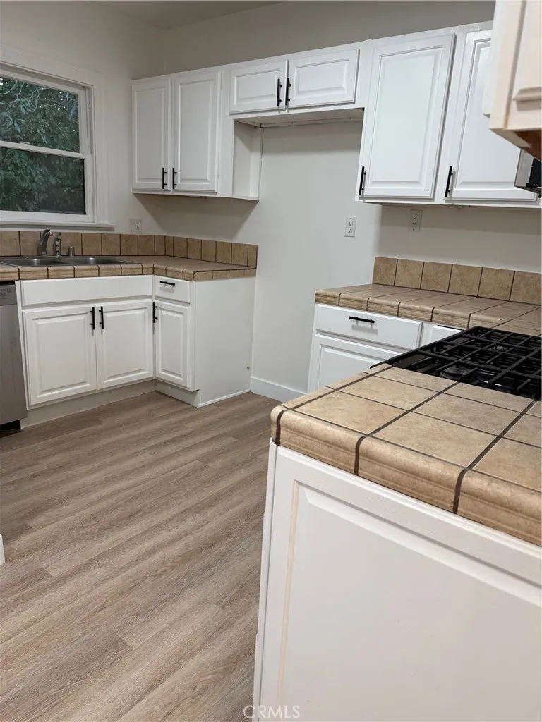 17724 Los Alimos, Granada Hills, CA 91344 - Photo 3 of 9, Granada Hills, CA