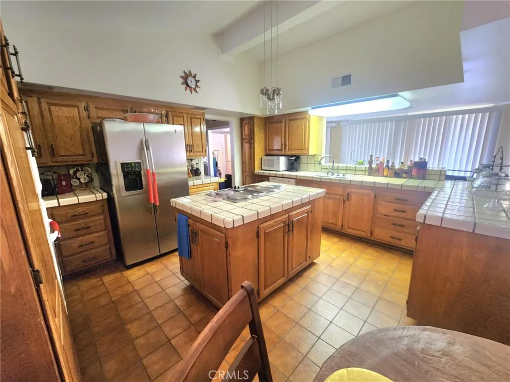 450 Fairway Drive, Palmdale, CA 93551 - Photo 3 of 64, Palmdale, CA