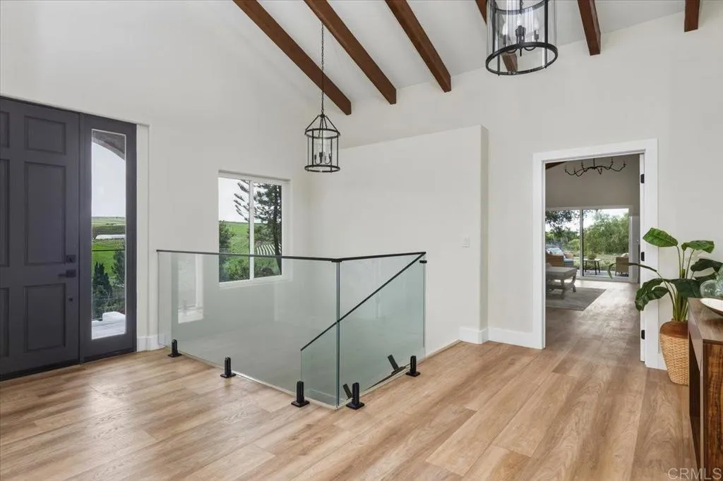 https://cdn.realtyfeed.com/cdn/127/306624472/744ac014b4569d996a95928710c27b48.webp