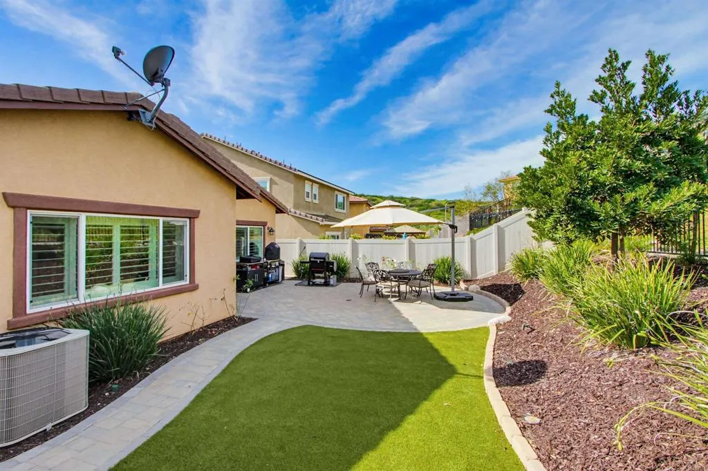 https://cdn.realtyfeed.com/cdn/127/306624485/43235d45fd10a44acb7db71878f44e89.webp