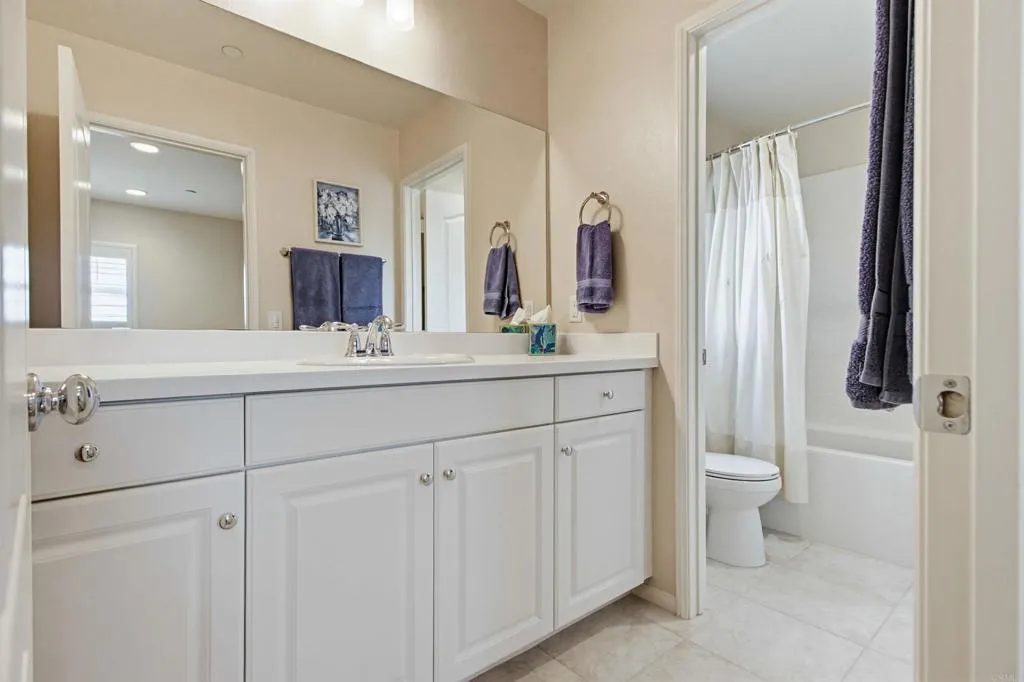 https://cdn.realtyfeed.com/cdn/127/306624485/656b6c345219e6333d41602b4be5107c.webp