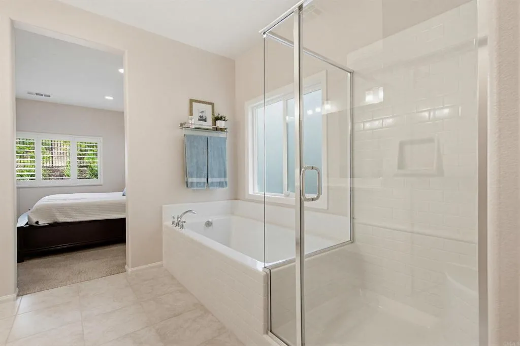 https://cdn.realtyfeed.com/cdn/127/306624485/80344170fe1fe162e06521d86786b5e4.webp