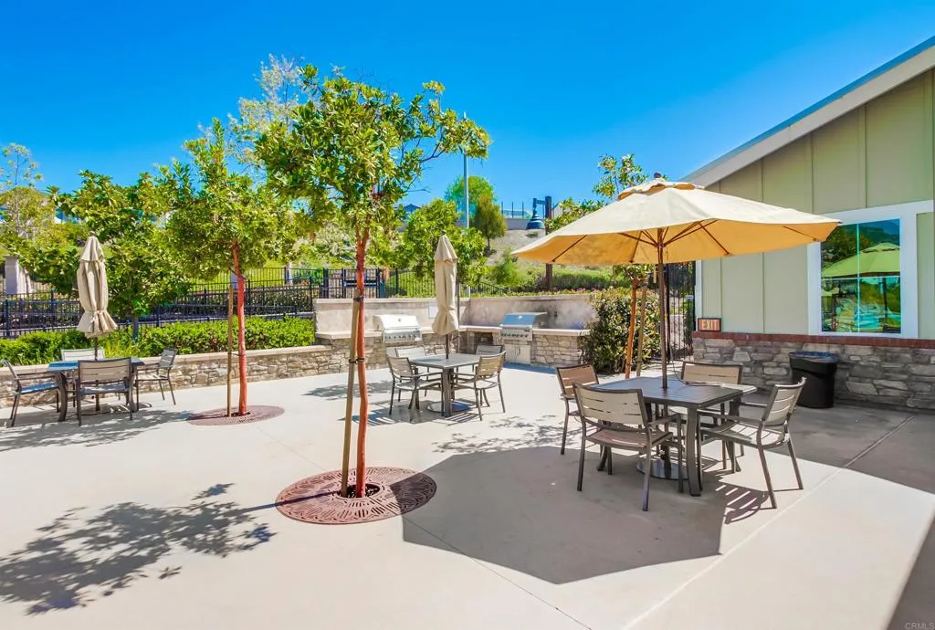 https://cdn.realtyfeed.com/cdn/127/306624485/aa44dd24c5704aacc1128986f034c766.webp