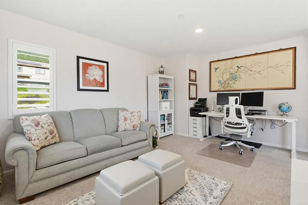 https://cdn.realtyfeed.com/cdn/127/306624485/d80ce7c20c4f41cc813651fe963338a0.webp