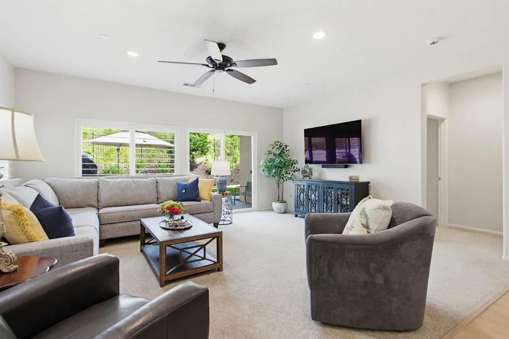 https://cdn.realtyfeed.com/cdn/127/306624485/d9f99e0209ad086f24db633d4078e0e8.webp