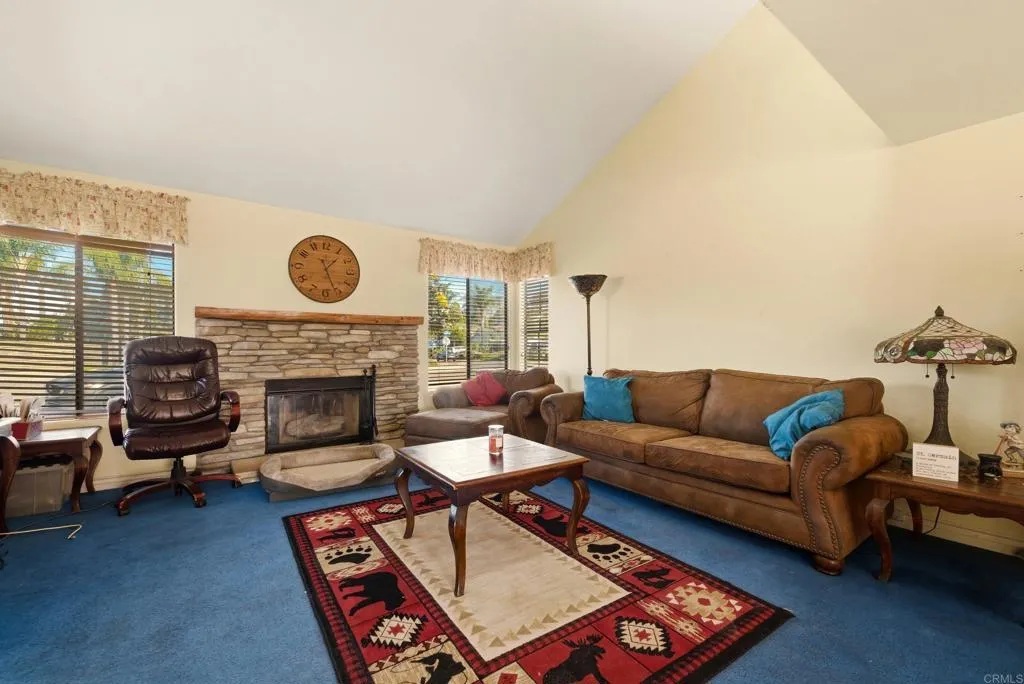https://cdn.realtyfeed.com/cdn/127/306624491/1de5fe29ec1e5257fb5f975b5a3f5402.webp