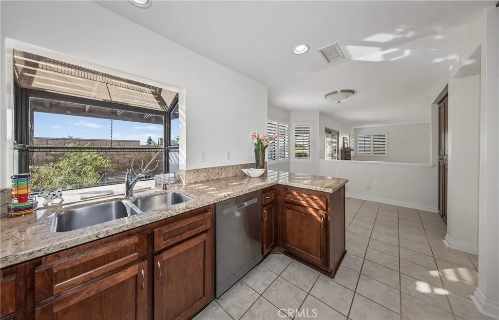 11984 Paradise, Grand Terrace, CA 92313 - Photo 5 of 20, Grand Terrace, CA