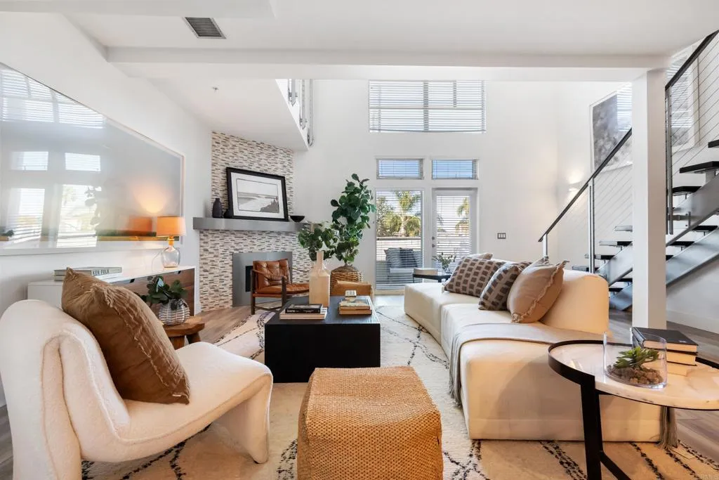 https://cdn.realtyfeed.com/cdn/127/306624548/463bd4c314f29866d6362e50925902ac.webp