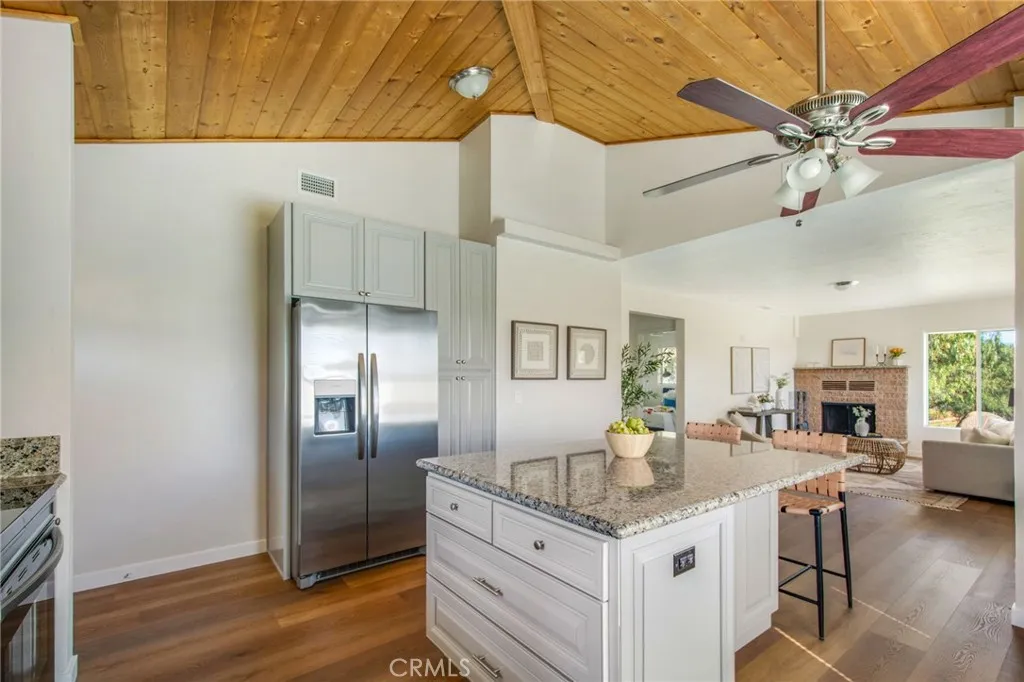 https://cdn.realtyfeed.com/cdn/127/306624556/094aec81bbfb61e43d8af5011e14cfb8.webp