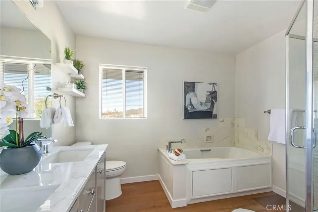 https://cdn.realtyfeed.com/cdn/127/306624556/c6f91d2ea83de0b2d6779a5d28893e91.webp