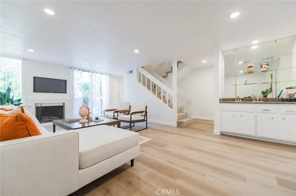 Rolling Hills Estates, CA 90274