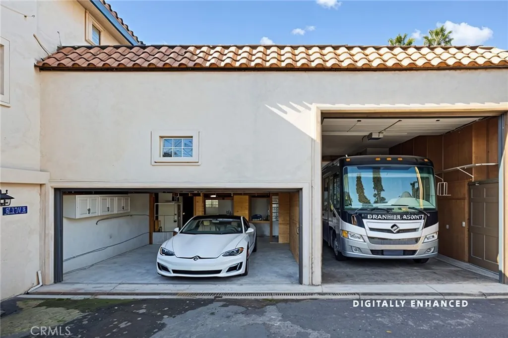 https://cdn.realtyfeed.com/cdn/127/306624629/05f77fd3d9a8b4516b0ce666263c06d7.webp