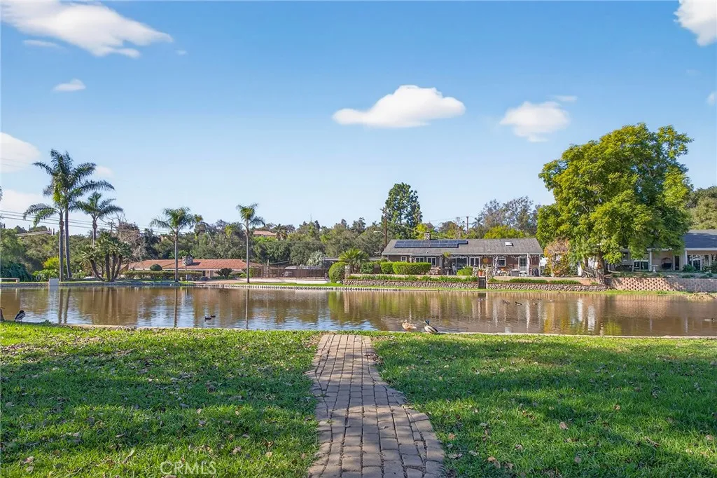 https://cdn.realtyfeed.com/cdn/127/306624629/457089e0bf5a18acd8ba6f9e2eb5a4bb.webp
