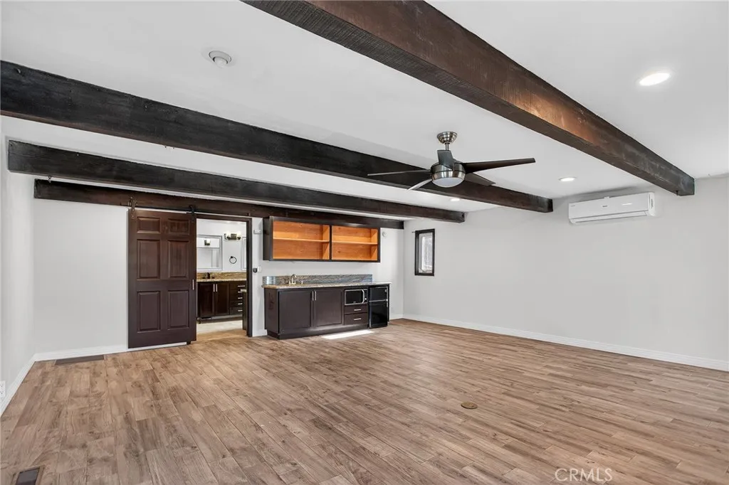 https://cdn.realtyfeed.com/cdn/127/306624629/4b3e8bd413c2e7f6b7ef64f54933fe61.webp