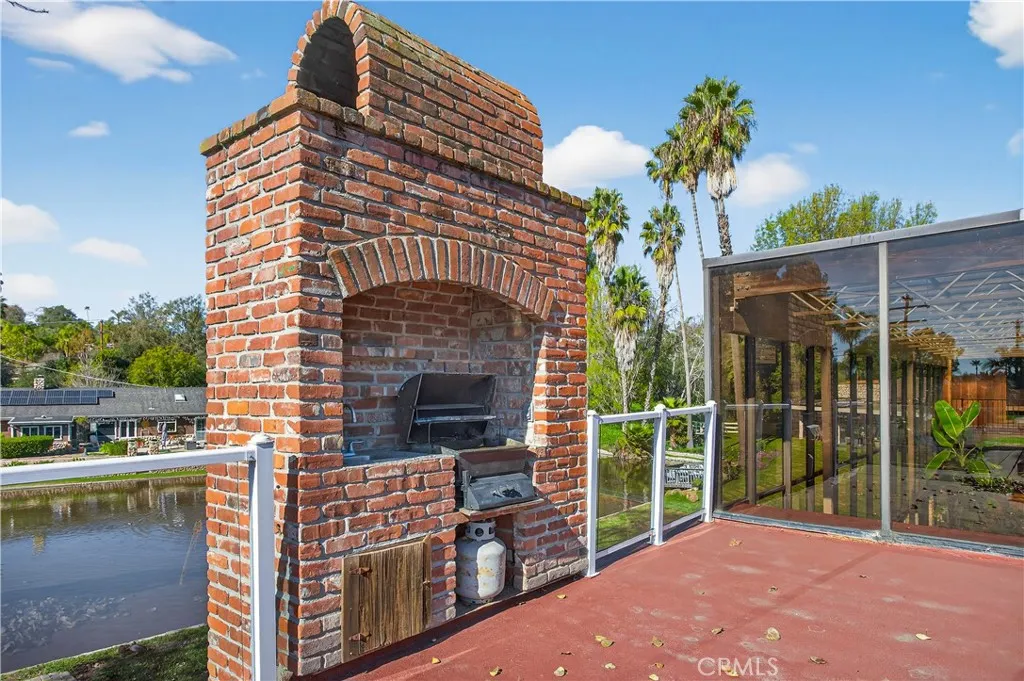 https://cdn.realtyfeed.com/cdn/127/306624629/6dfec237fc37f8cf12bb51325e25a7f8.webp