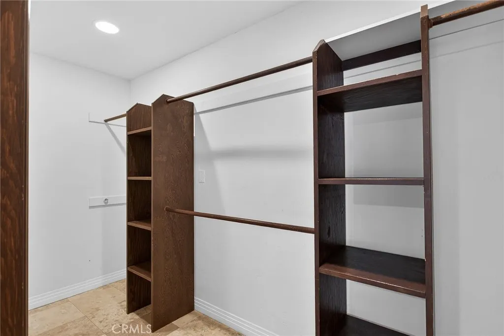 https://cdn.realtyfeed.com/cdn/127/306624629/7a586b4b2535614c4d2a1cf41a61ab62.webp