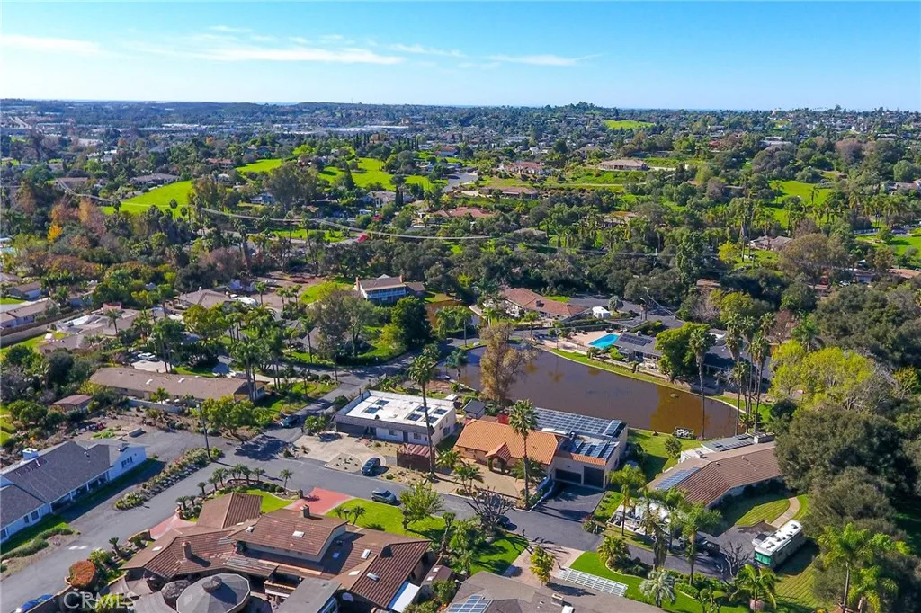 https://cdn.realtyfeed.com/cdn/127/306624629/ad96cf9e2ceb8f95418bcbc5a48784a2.webp