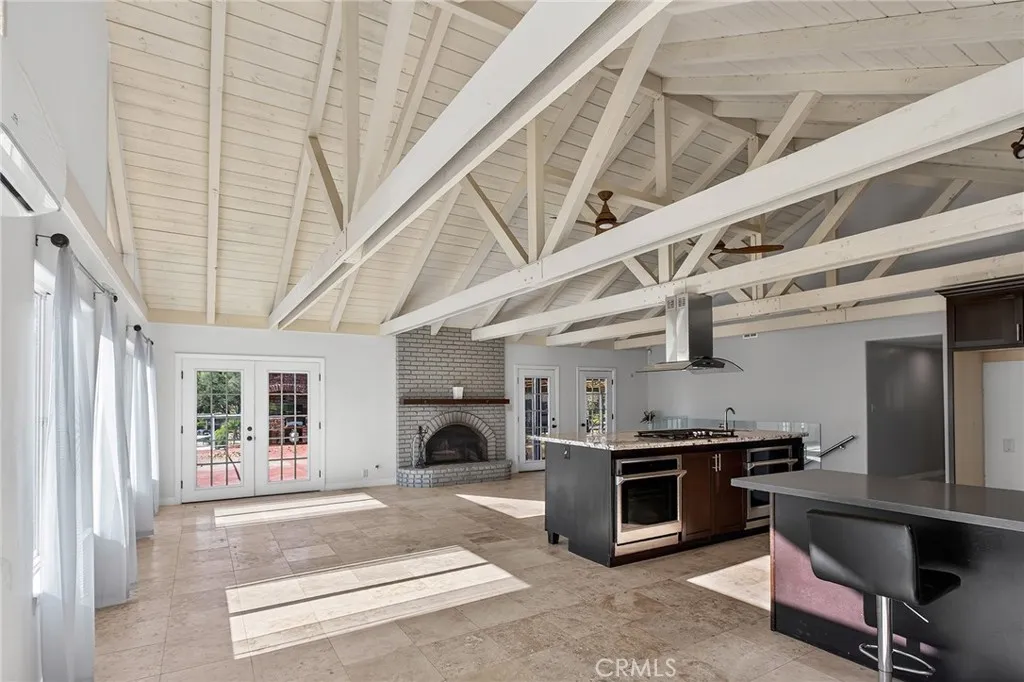 https://cdn.realtyfeed.com/cdn/127/306624629/eca33f003dac82c800faff3728c24a6f.webp