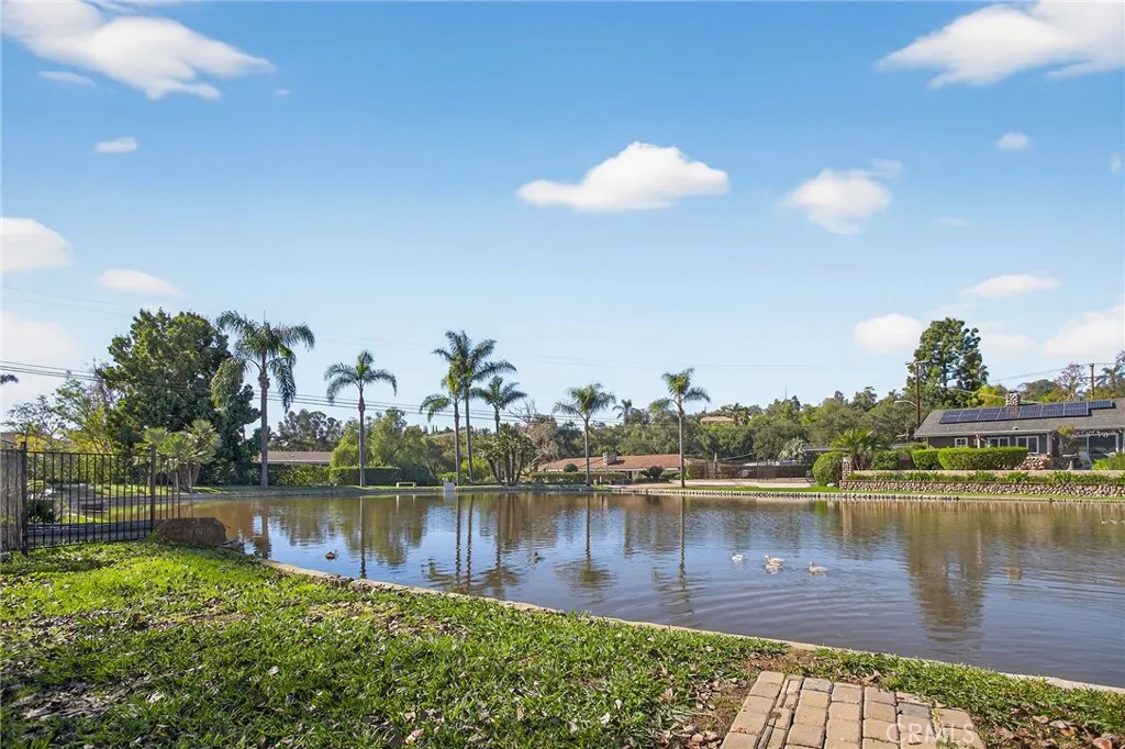 https://cdn.realtyfeed.com/cdn/127/306624629/fdab59ef202441495dc8f4cf71ac47cf.webp
