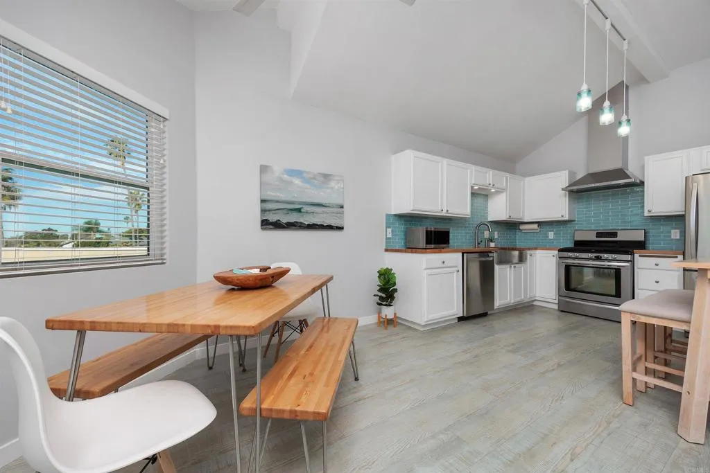 Photo #15: NDP2600646 Listing: Photo #15