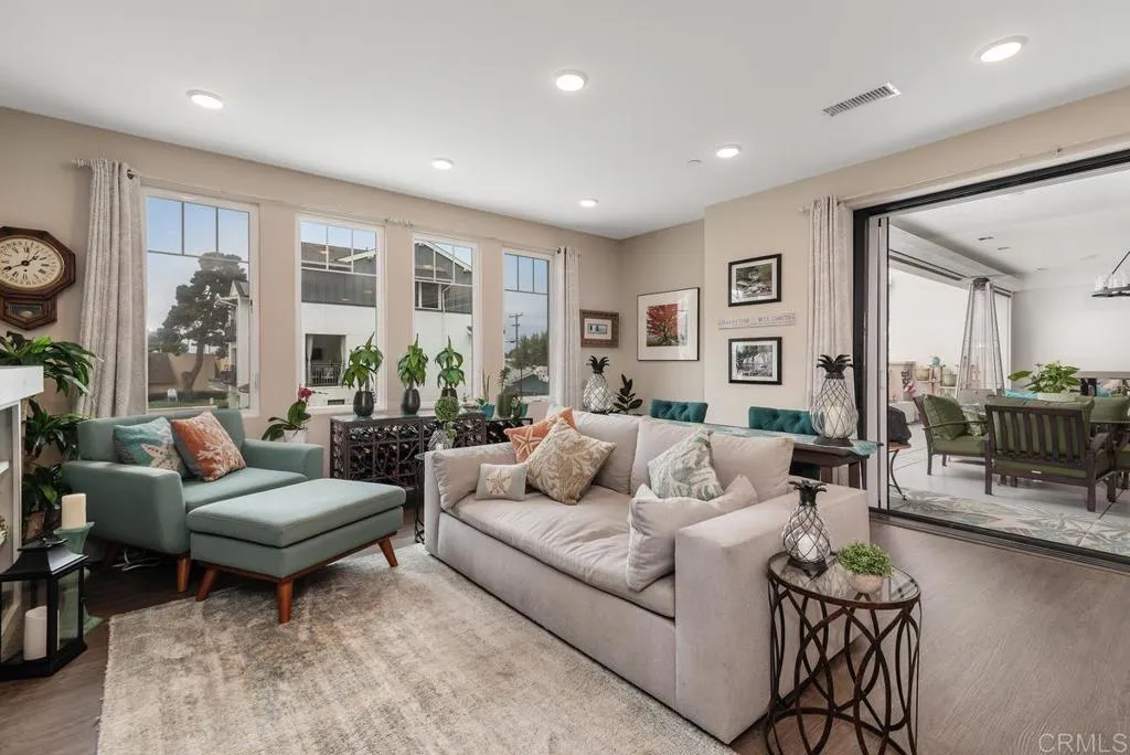 Photo #8: NDP2600647 Listing: Photo #8