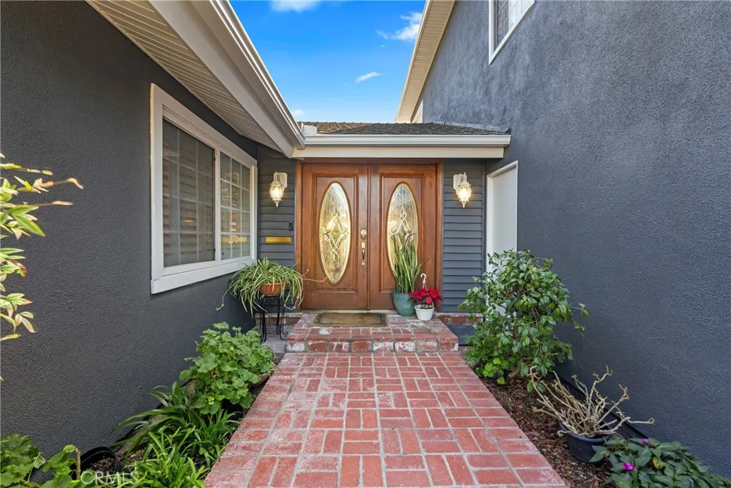 4346 E Casselle Avenue, Orange, CA 92869 - Photo 2 of 38, Orange, CA