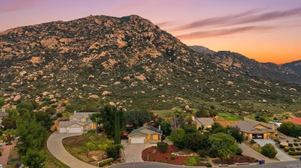 https://cdn.realtyfeed.com/cdn/127/306624734/06c2f31f243b9f00a2f49150f82ab615.webp