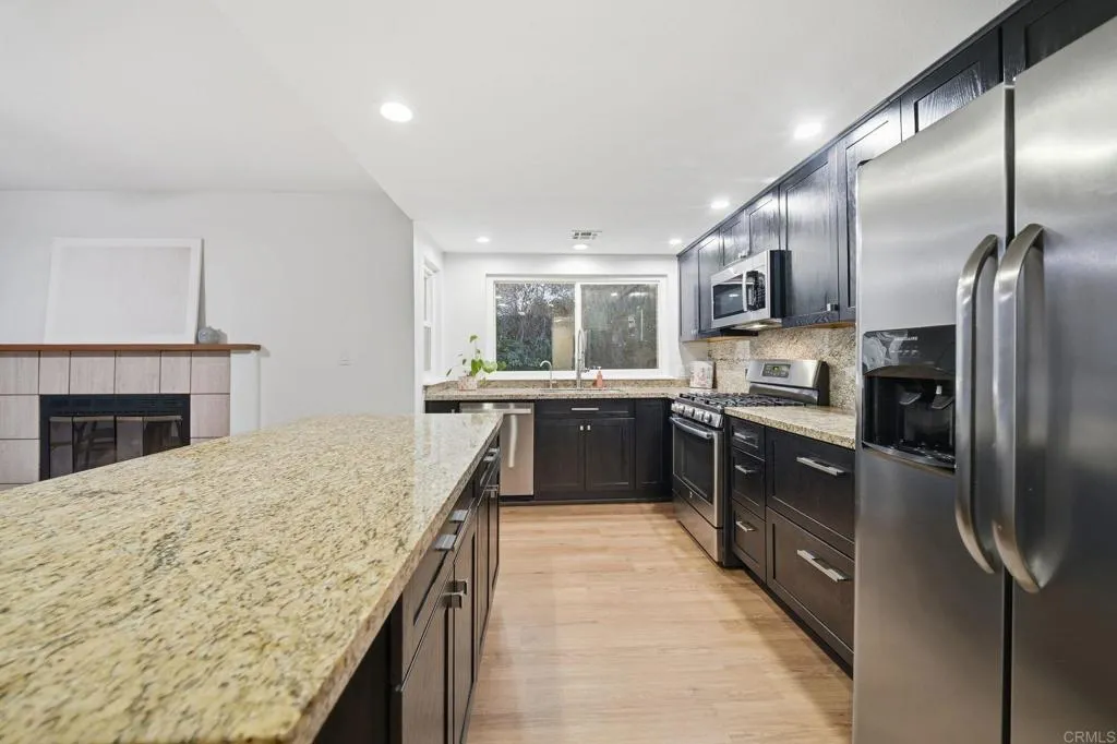 https://cdn.realtyfeed.com/cdn/127/306624734/20928f1f3eaeea6e20d9afc8baaed3c5.webp