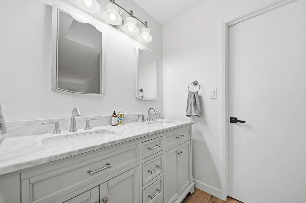 https://cdn.realtyfeed.com/cdn/127/306624734/25ea97b20d808b715903727989984f2a.webp