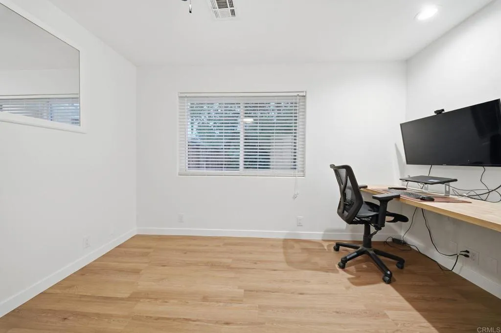 https://cdn.realtyfeed.com/cdn/127/306624734/bb0c36026873f78218abdaf9dab2c6bd.webp